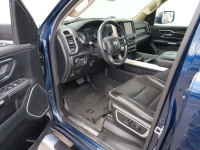 2020 RAM 1500 Laramie Crew Cab 4x4 6'4" Box