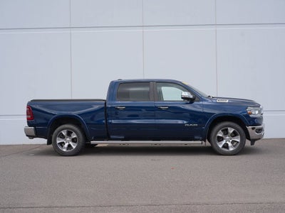 2020 RAM 1500 Laramie Crew Cab 4x4 6'4" Box