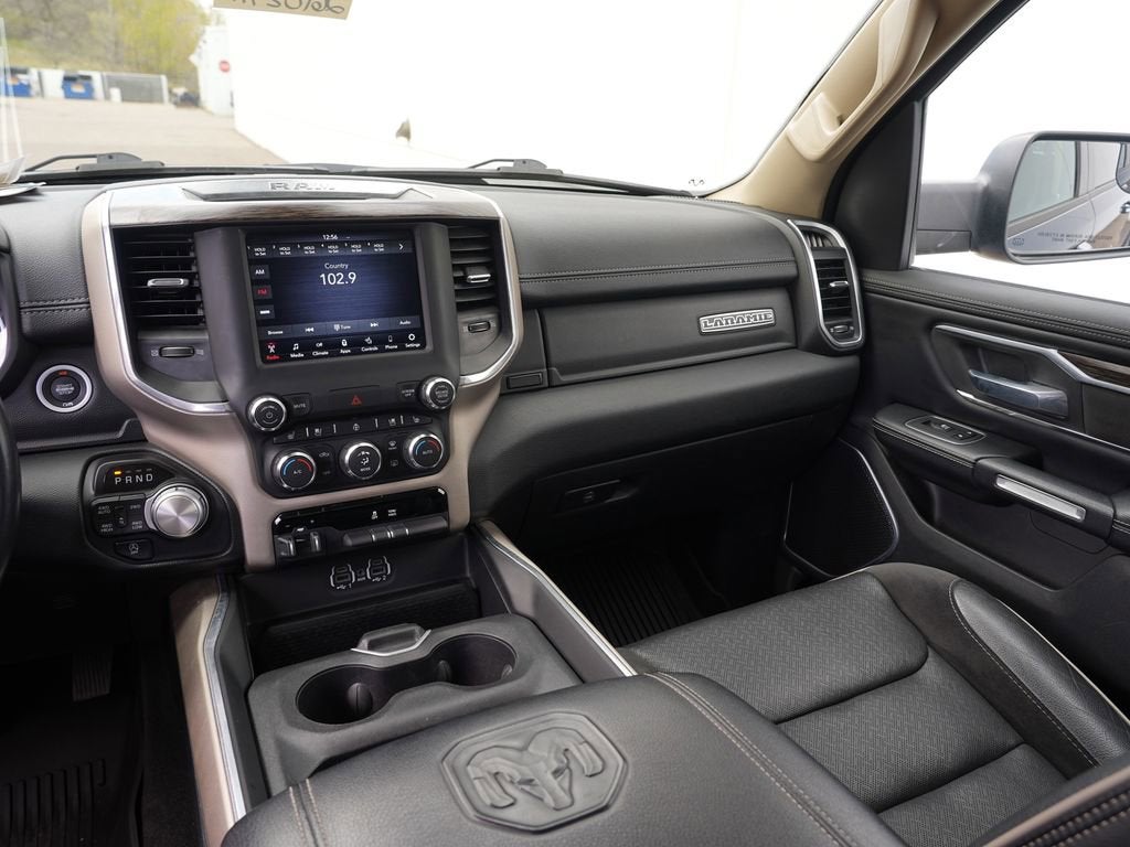 2020 RAM 1500 Laramie Crew Cab 4x4 6'4" Box