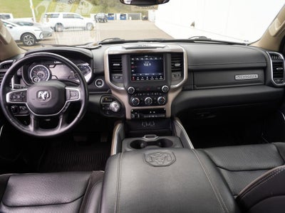 2020 RAM 1500 Laramie Crew Cab 4x4 6'4" Box