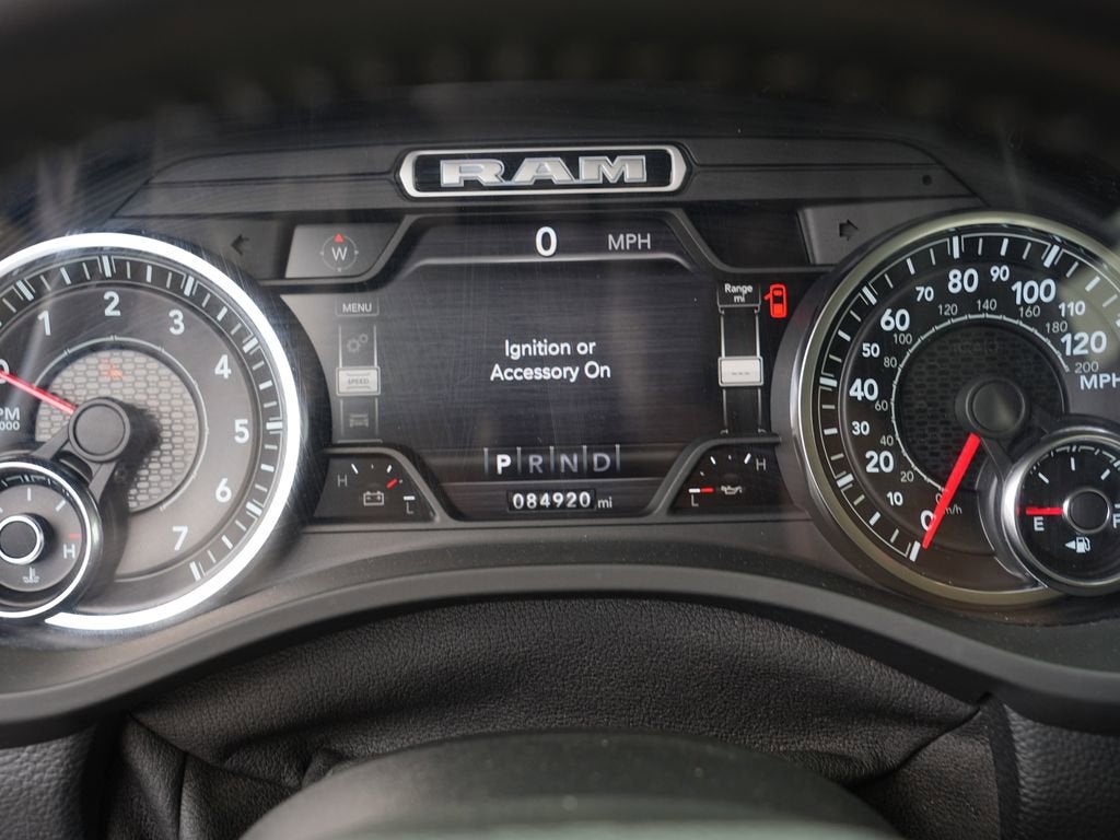 2020 RAM 1500 Laramie Crew Cab 4x4 6'4" Box