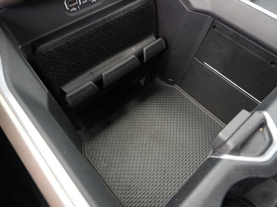 2020 RAM 1500 Laramie Crew Cab 4x4 6'4" Box