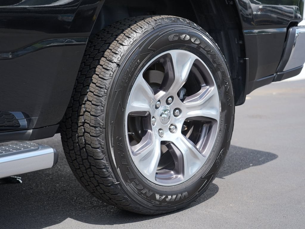 2023 RAM 1500 Laramie Crew Cab 4x4 6'4" Box