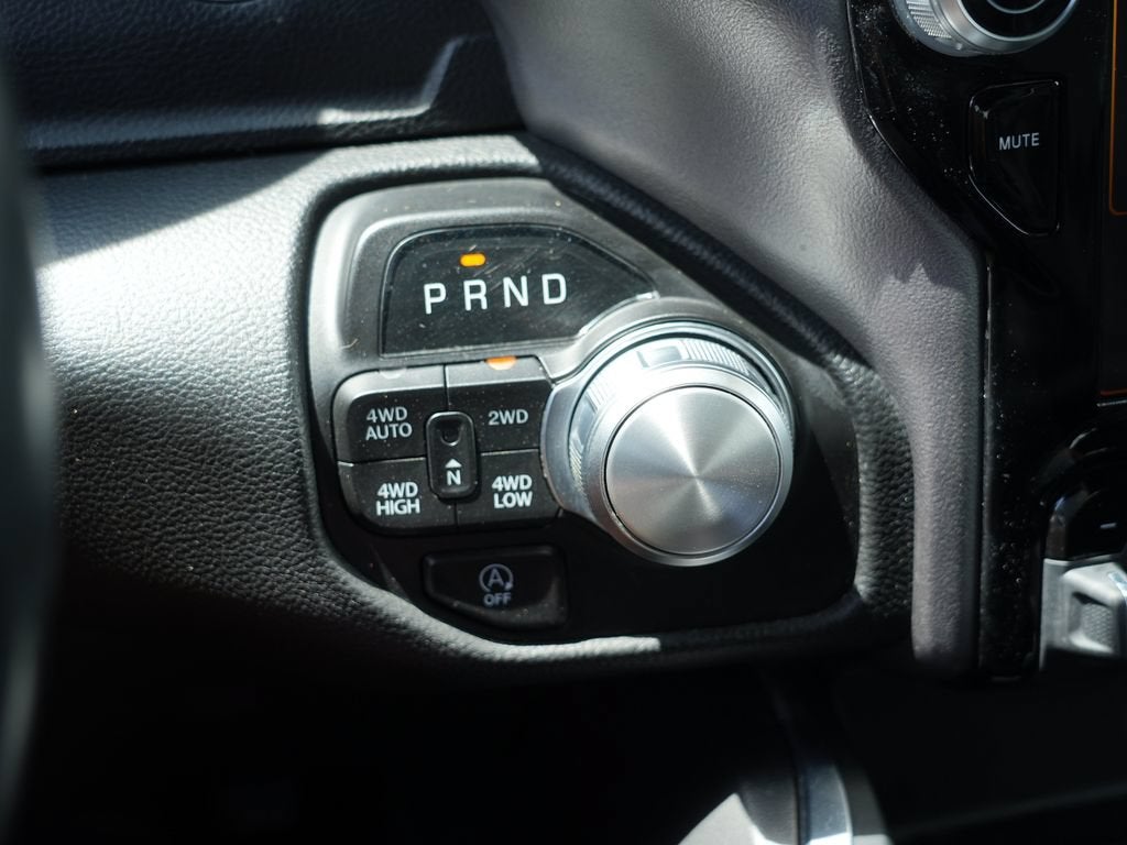 2023 RAM 1500 Laramie Crew Cab 4x4 6'4" Box