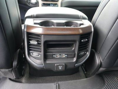 2022 RAM 1500 Laramie Crew Cab 4x4 6'4" Box