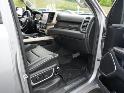 2022 RAM 1500 Laramie Crew Cab 4x4 6'4" Box