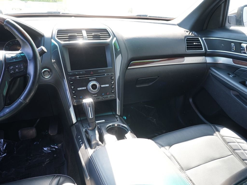 2017 Ford Explorer Platinum