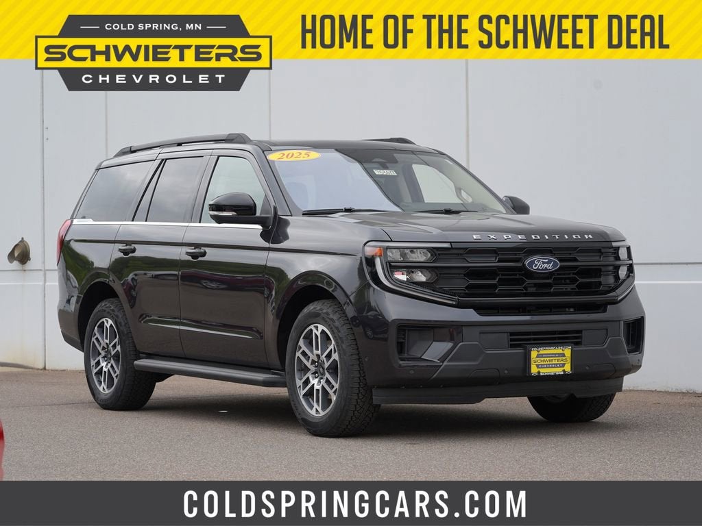 2025 Ford Expedition Active