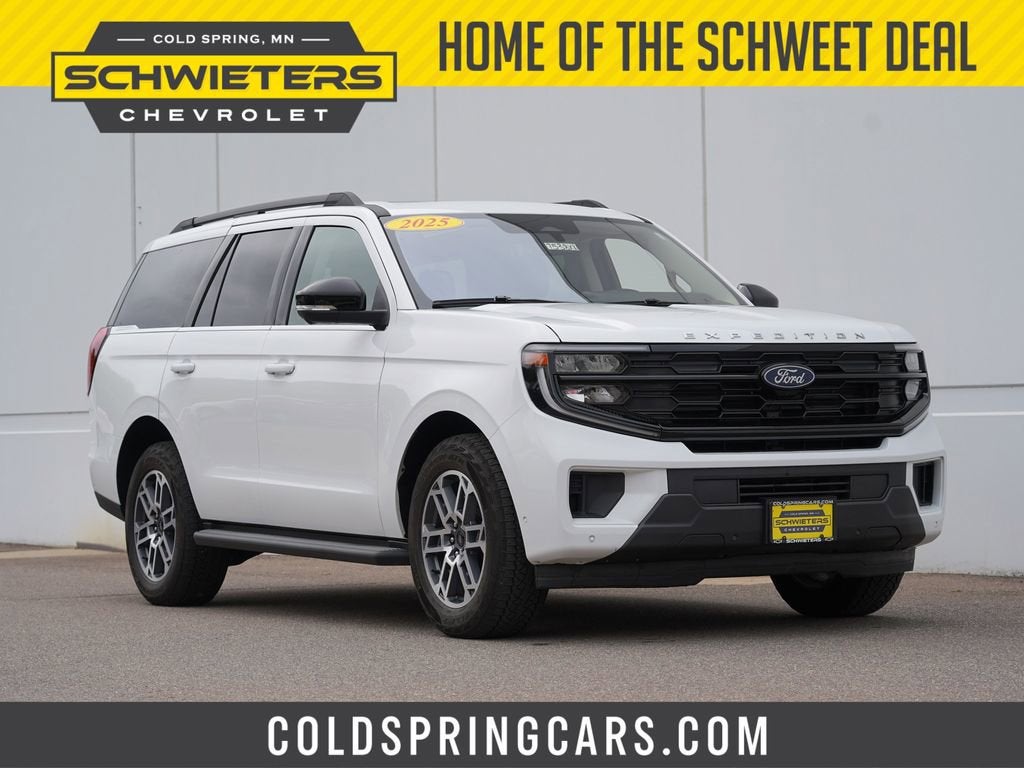 2025 Ford Expedition Active 4x4's photo