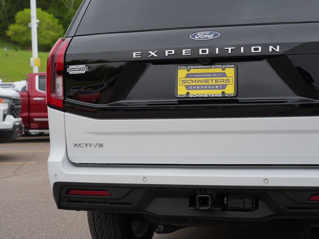 2025 Ford Expedition Active