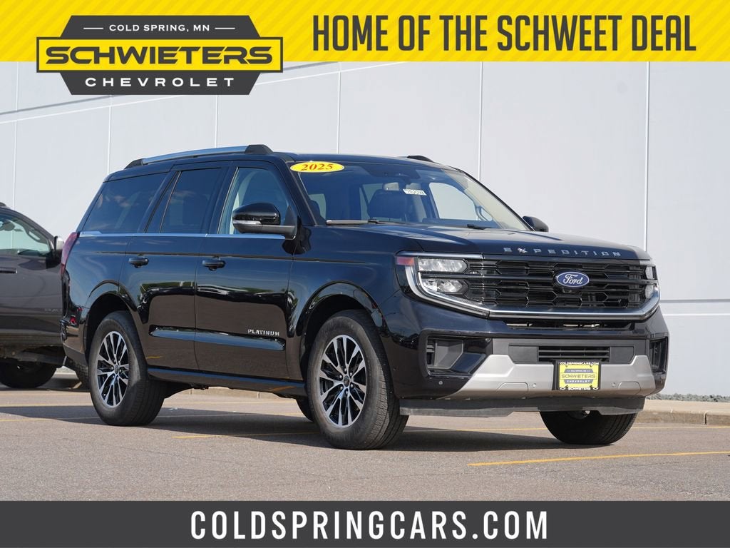 2025 Ford Expedition Platinum 4x4's photo