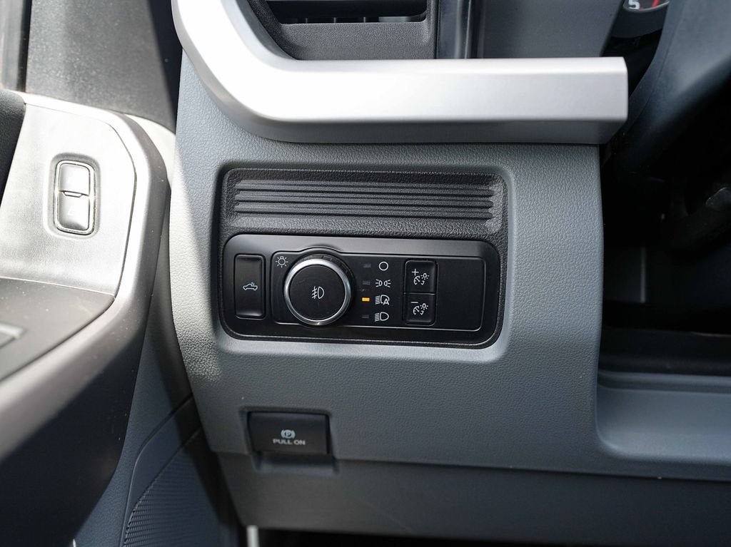 2025 Ford Super Duty F-250 SRW XL