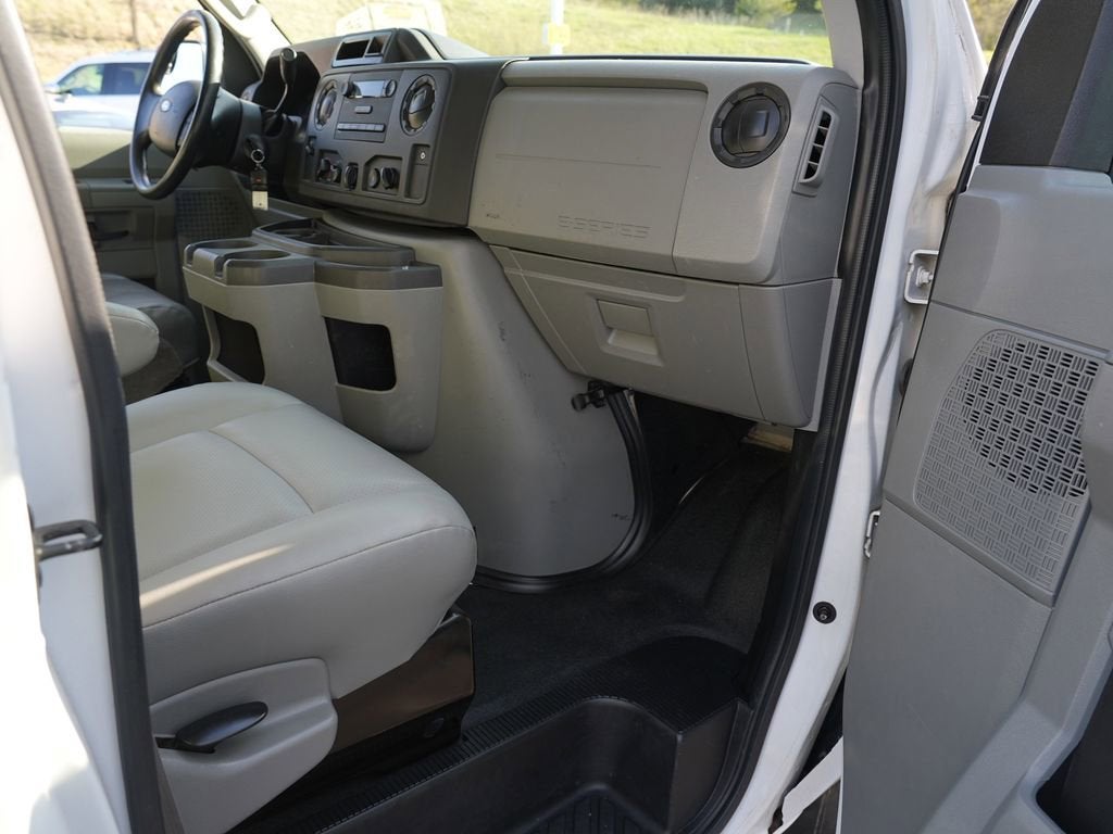 2014 Ford Econoline Cargo Van Commercial