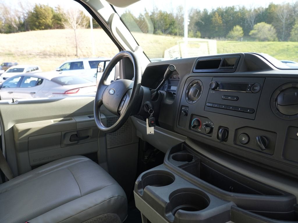 2014 Ford Econoline Cargo Van Commercial