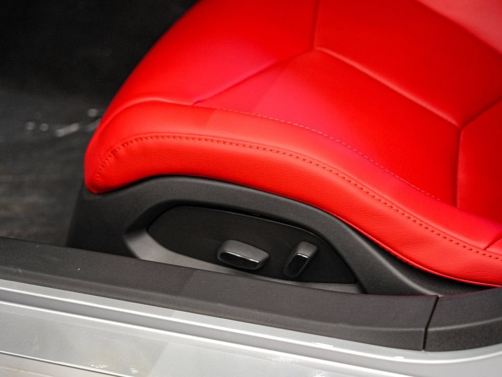 2027 Chevrolet Corvette 1LT - Photo 14