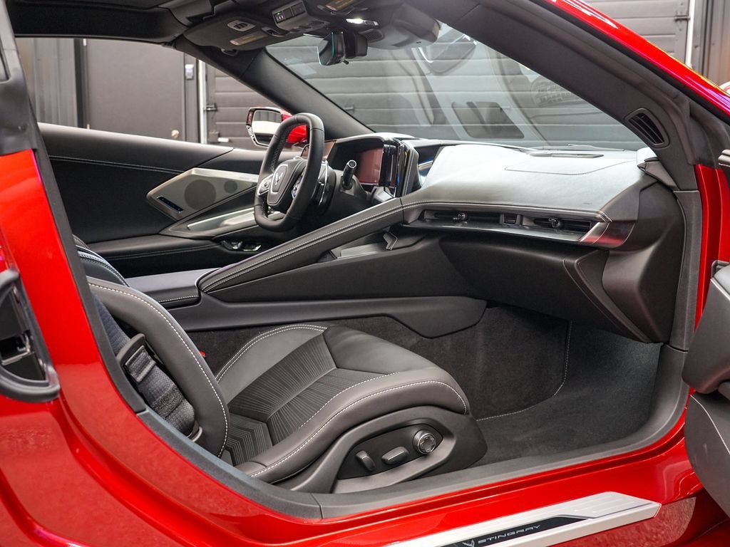 2027 Chevrolet Corvette Stingray 2LT
