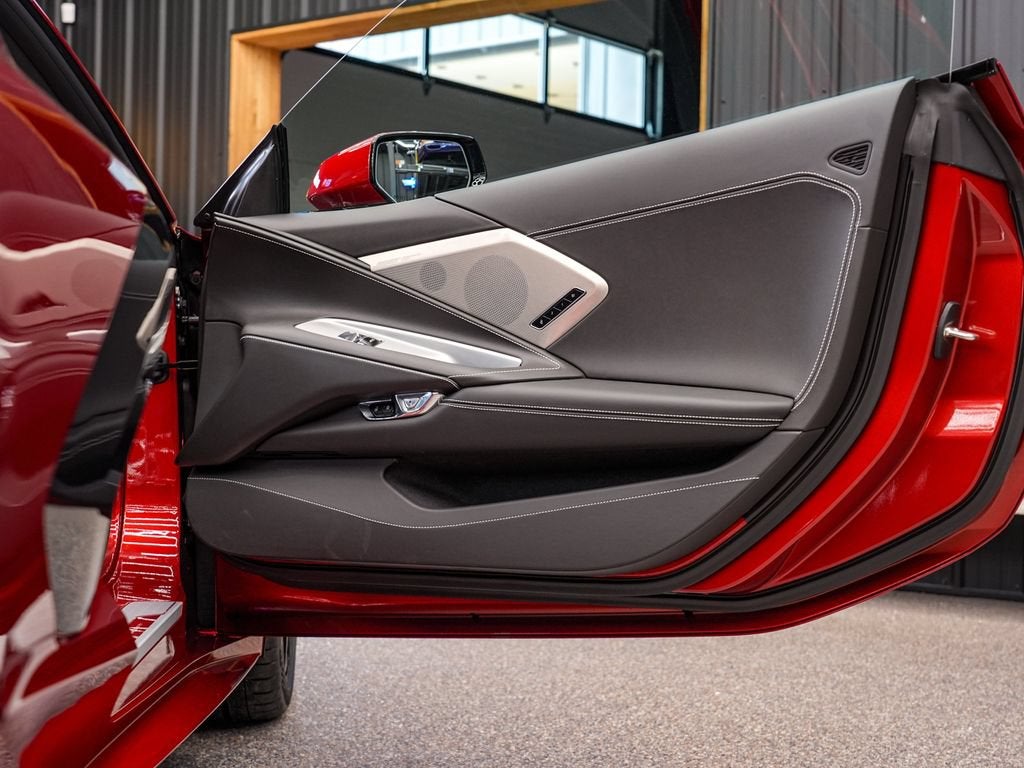 2027 Chevrolet Corvette Stingray 2LT
