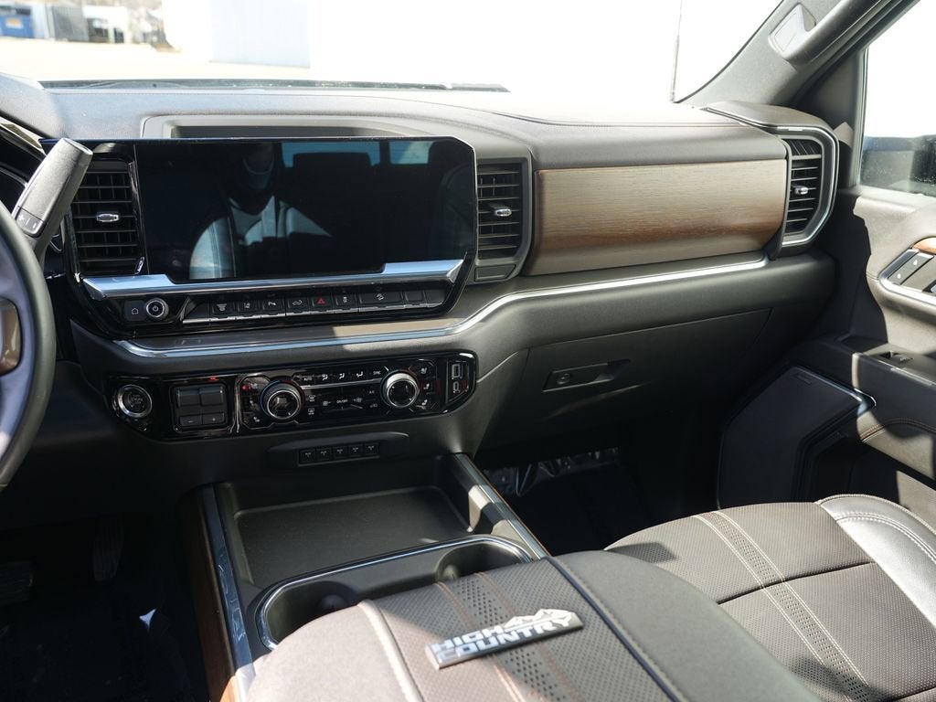 2024 Chevrolet Silverado 2500 HD High Country