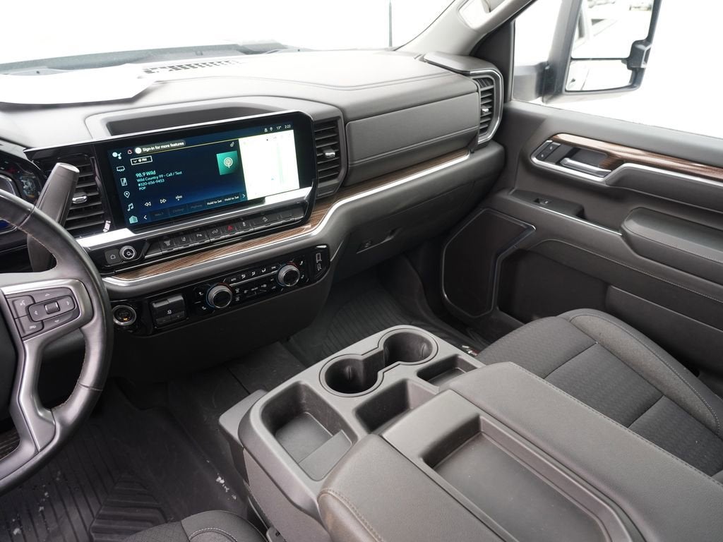 2025 Chevrolet Silverado 3500 HD LT