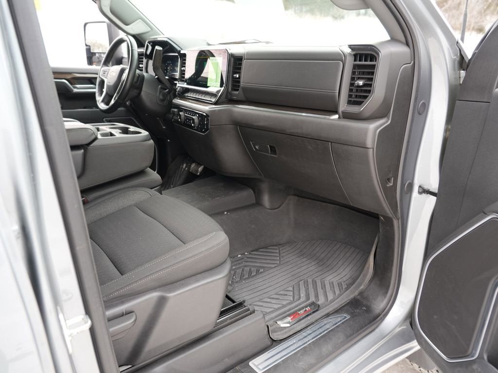 2025 Chevrolet Silverado 3500 HD LT