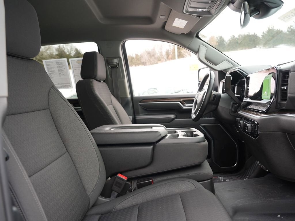 2025 Chevrolet Silverado 3500 HD LT