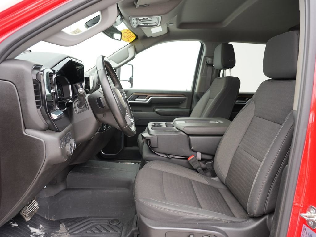 2025 Chevrolet Silverado 3500 HD LT