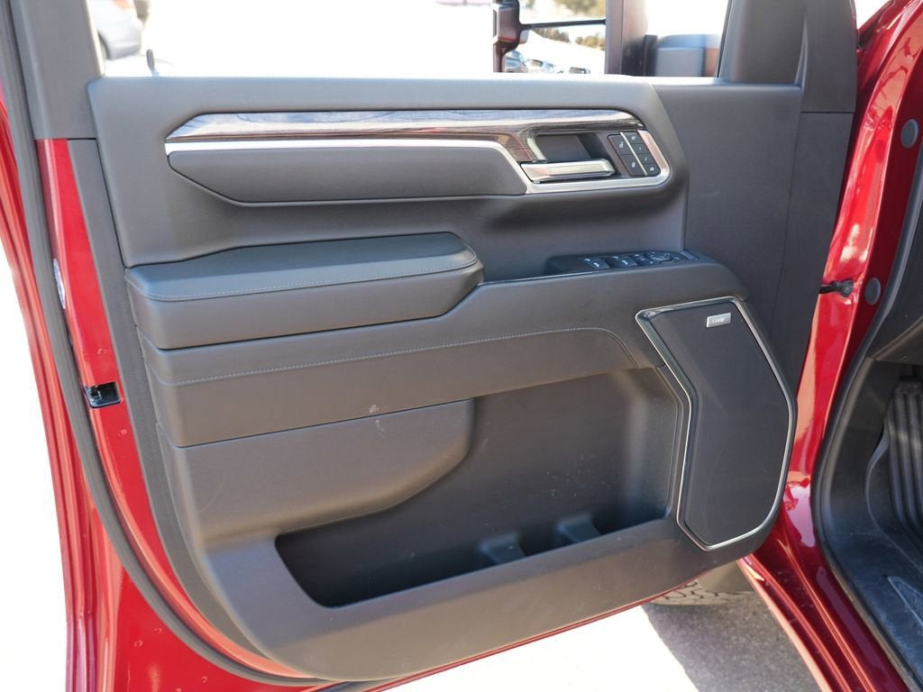 2025 Chevrolet Silverado 3500 HD LTZ