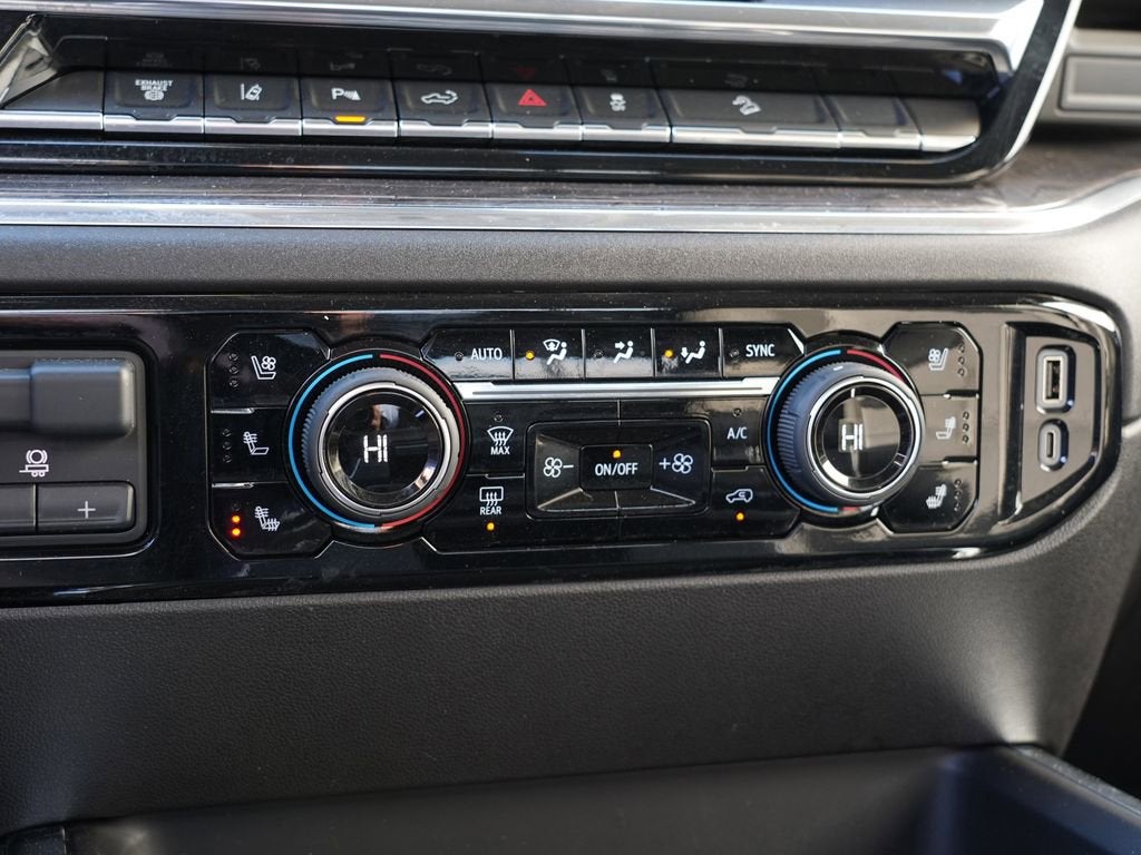 2025 Chevrolet Silverado 3500 HD LTZ