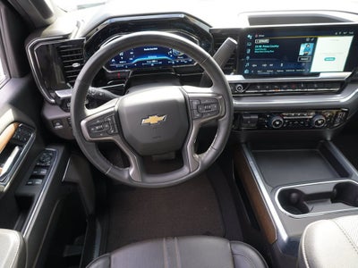 2025 Chevrolet Silverado 3500 HD High Country