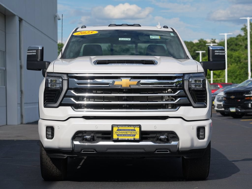 2025 Chevrolet Silverado 3500 HD High Country
