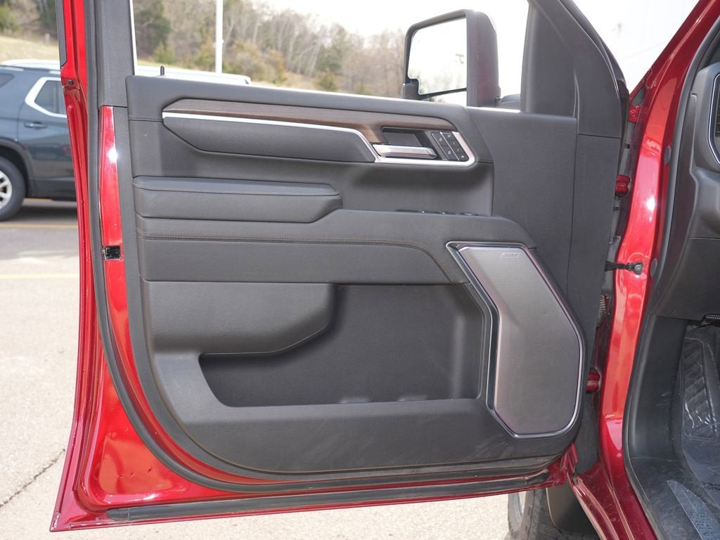 2025 Chevrolet Silverado 3500 HD High Country