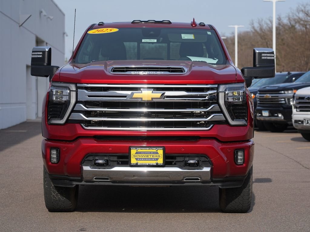 2025 Chevrolet Silverado 3500 HD High Country