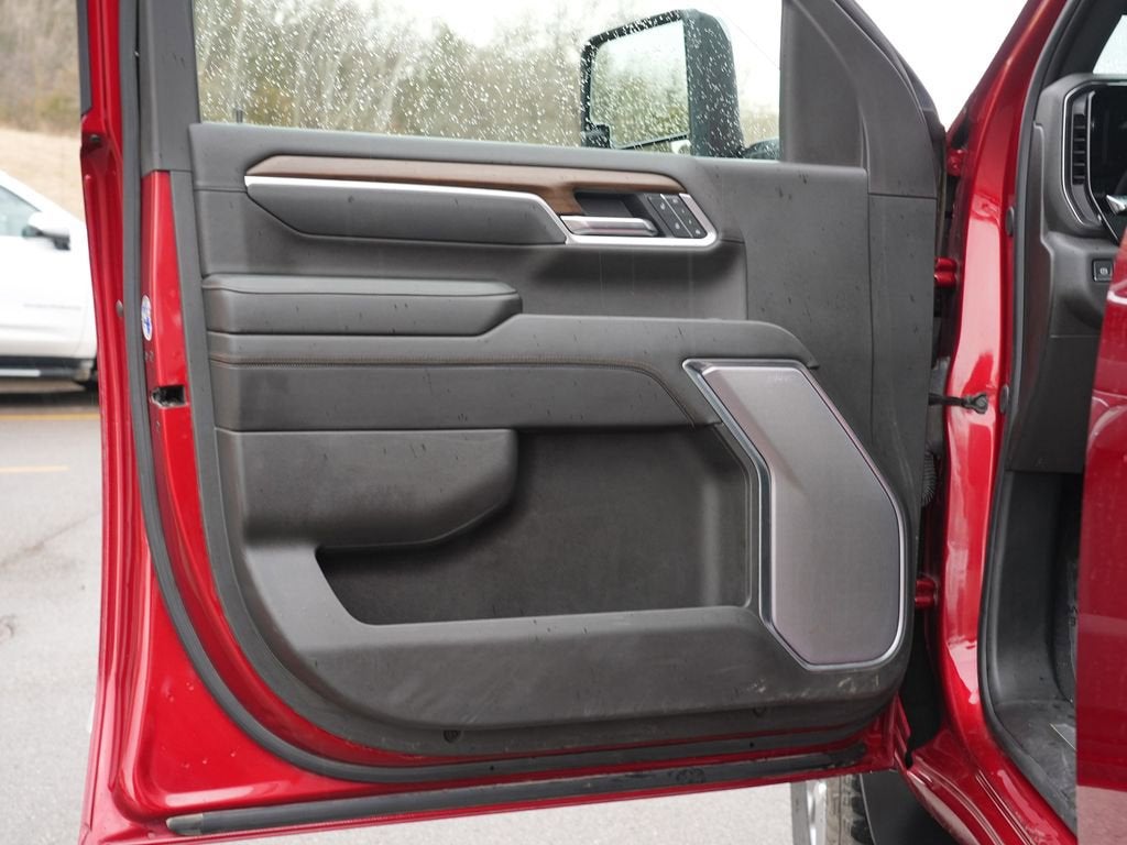 2025 Chevrolet Silverado 3500 HD High Country