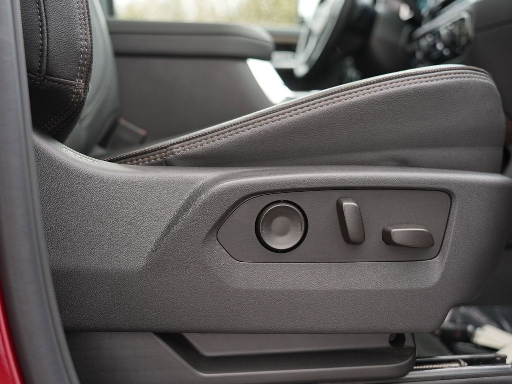 2025 Chevrolet Silverado 3500 HD High Country