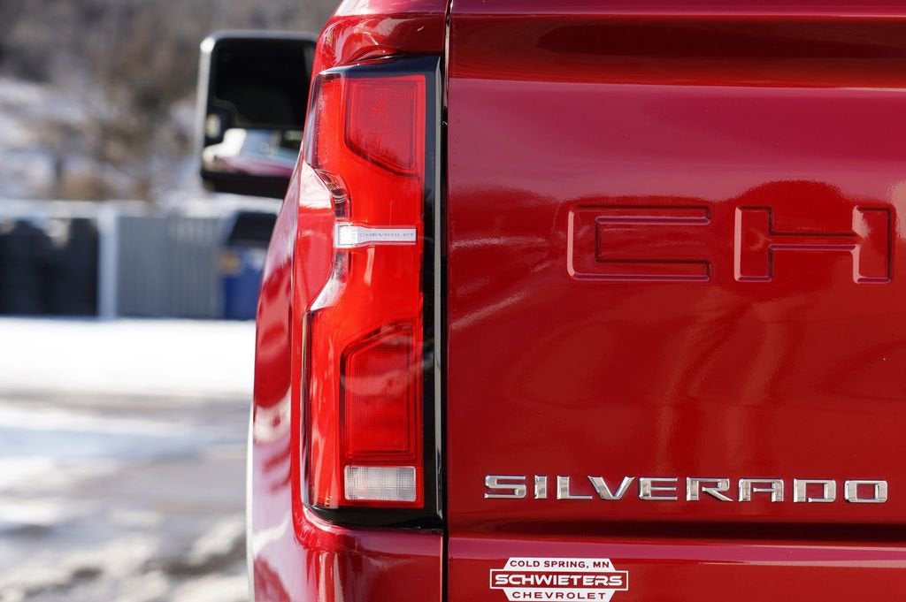 2025 Chevrolet Silverado 3500 HD High Country