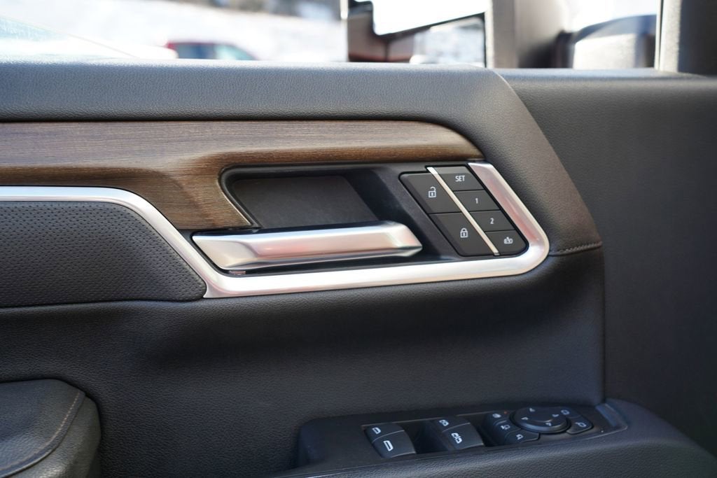 2025 Chevrolet Silverado 3500 HD High Country