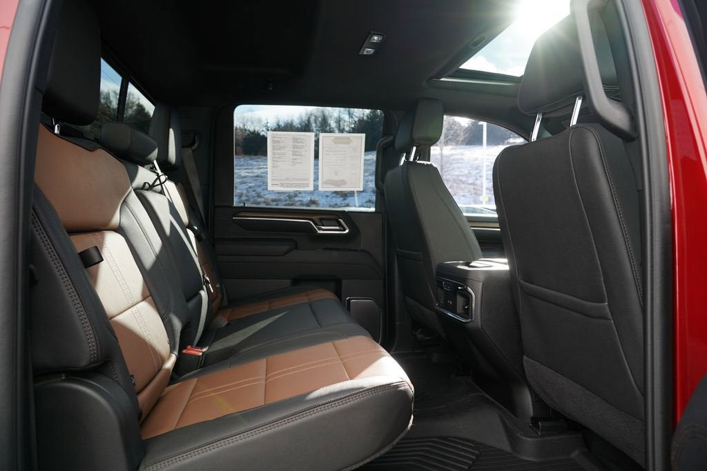 2025 Chevrolet Silverado 3500 HD High Country