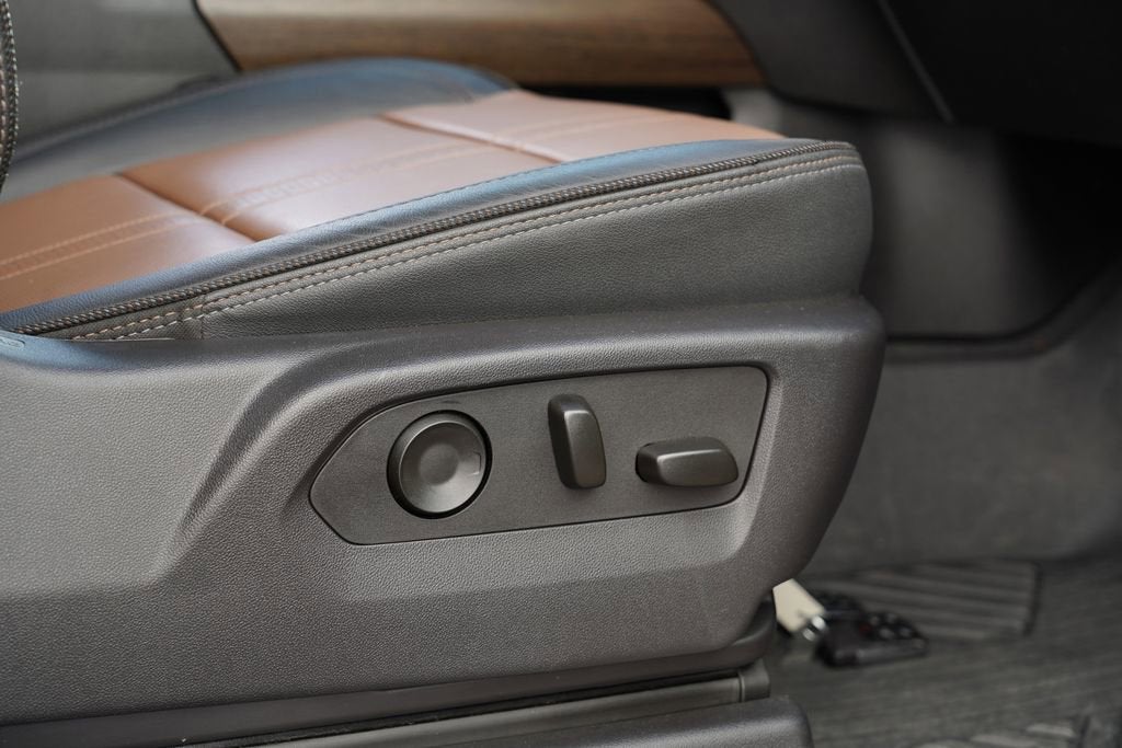 2025 Chevrolet Silverado 3500 HD High Country