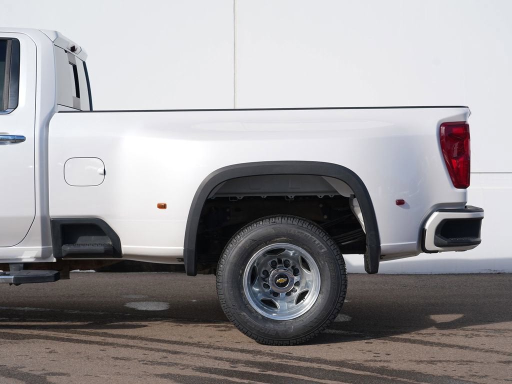 2022 Chevrolet Silverado 3500 HD High Country DRW