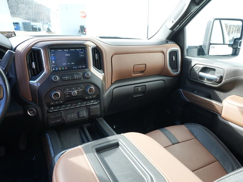2022 Chevrolet Silverado 3500 HD High Country DRW