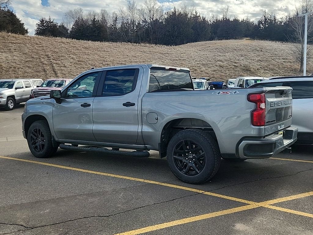 Used 2023 Chevrolet Silverado 1500 Custom with VIN 1GCPDBEK9PZ246379 for sale in Cold Spring, Minnesota