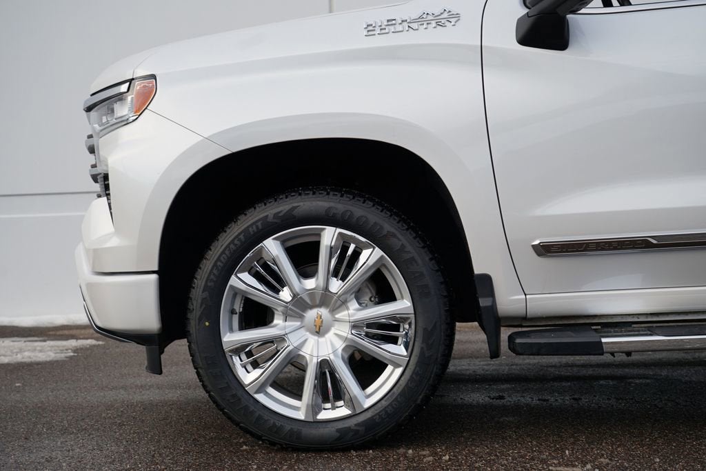 2022 Chevrolet Silverado 1500 High Country