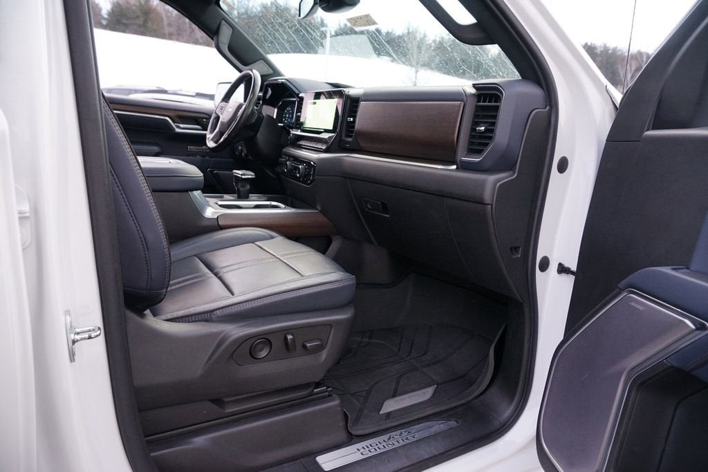 2022 Chevrolet Silverado 1500 High Country