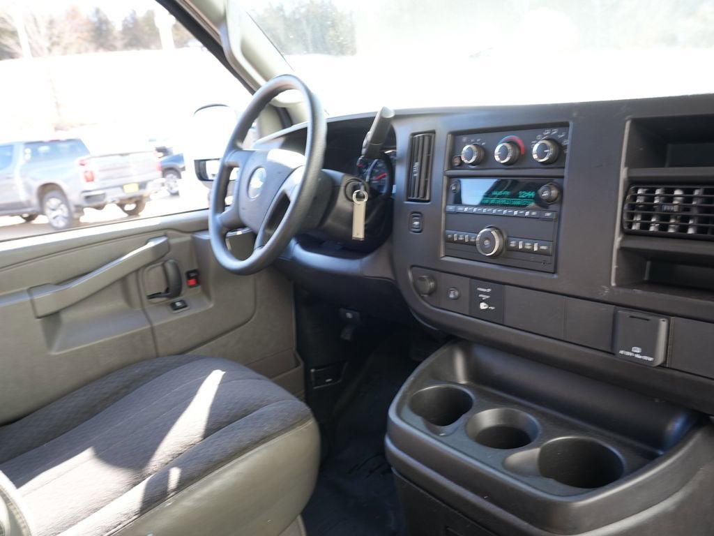 2024 Chevrolet Express Cargo 2500 WT