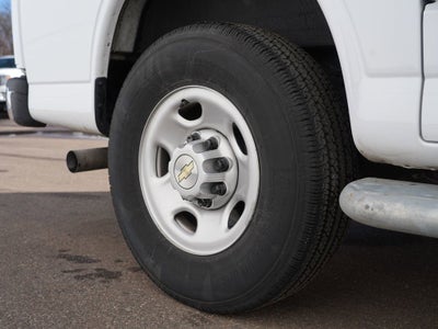 2024 Chevrolet Express Cargo 2500 WT