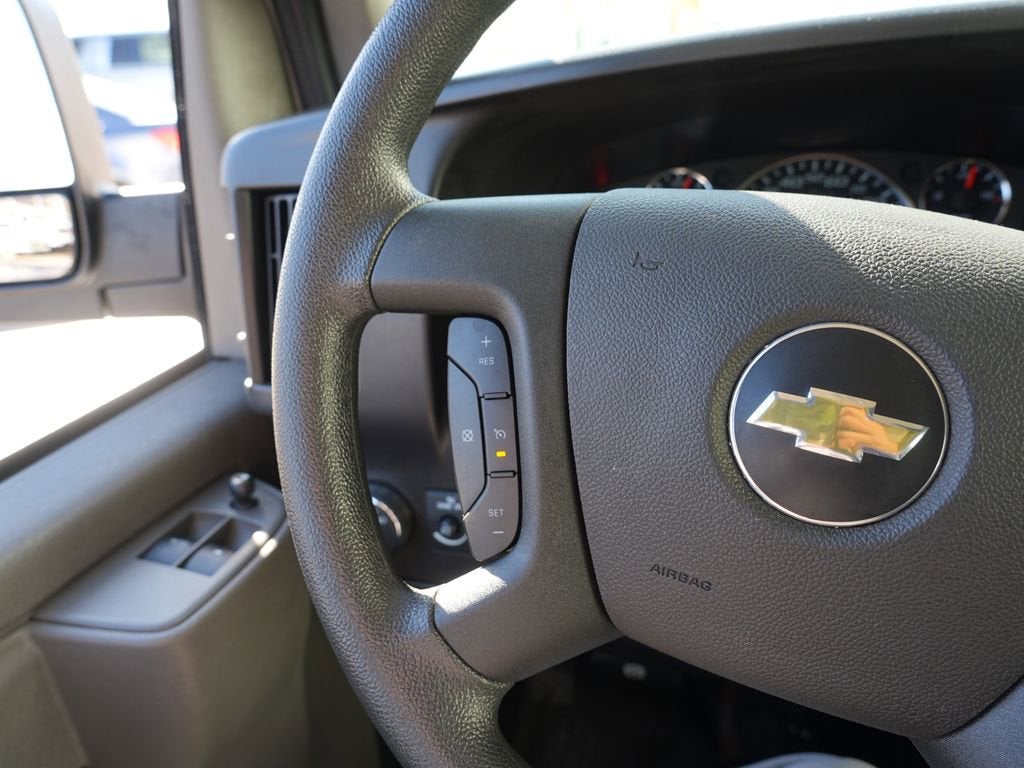 2024 Chevrolet Express Cargo 2500 WT