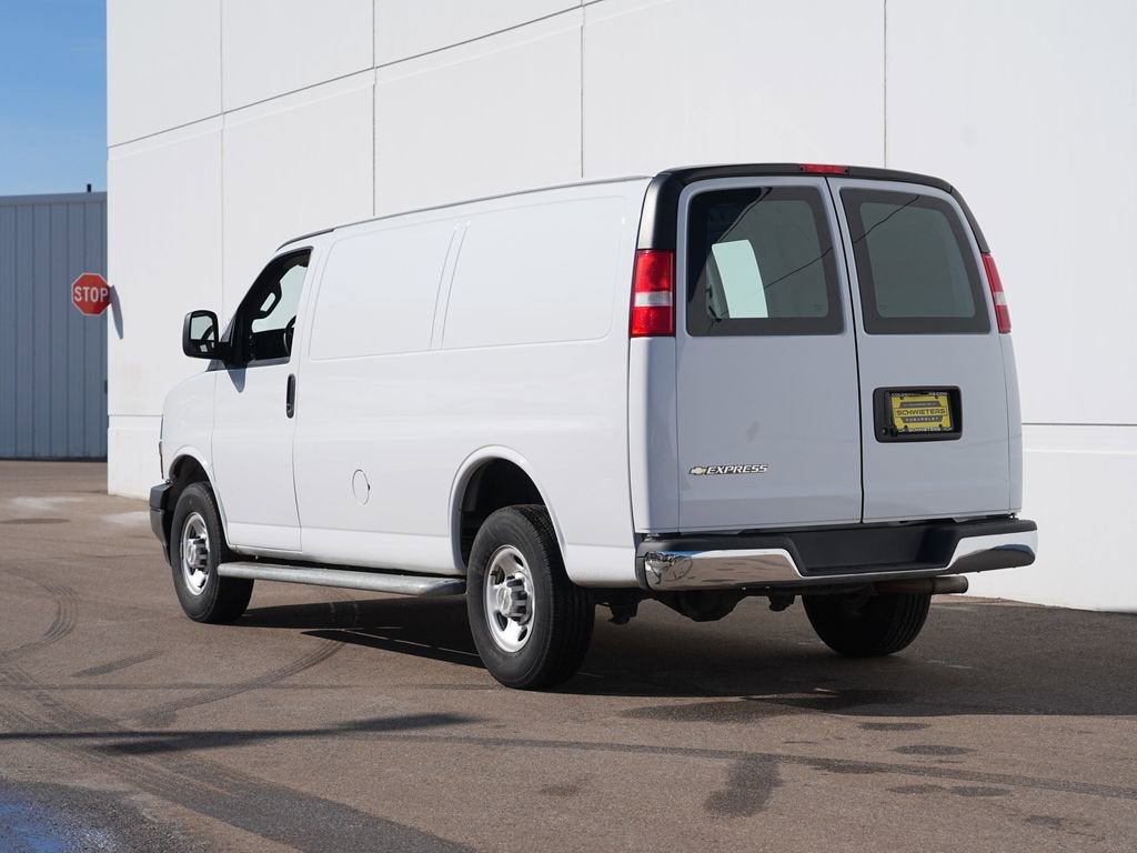 2024 Chevrolet Express Cargo 2500 WT