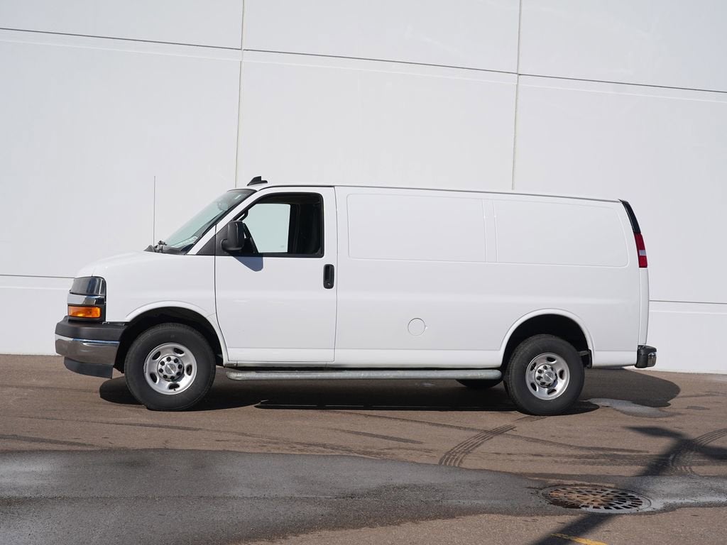 2024 Chevrolet Express Cargo 2500 WT