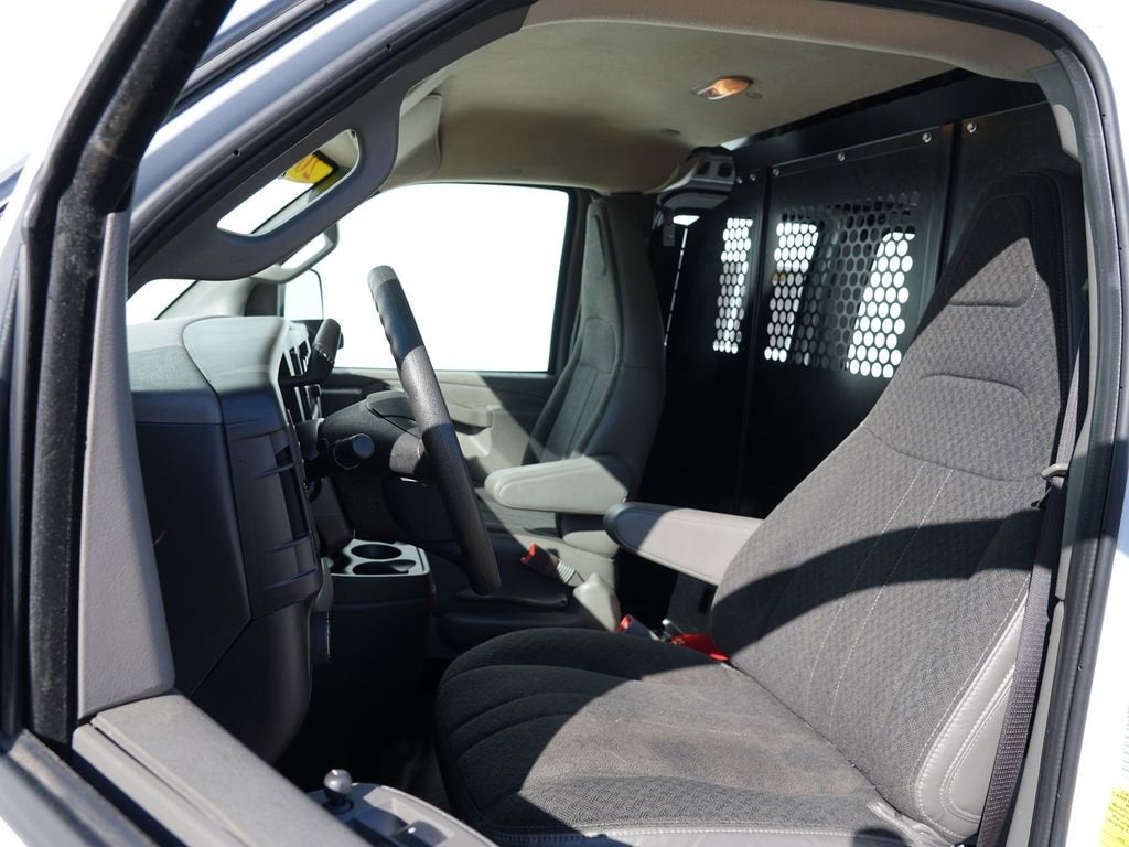 2024 Chevrolet Express Cargo 2500 WT