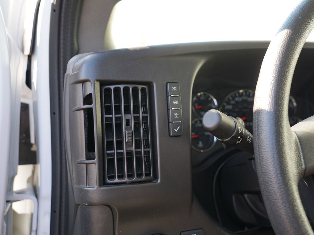 2024 Chevrolet Express Cargo 2500 WT